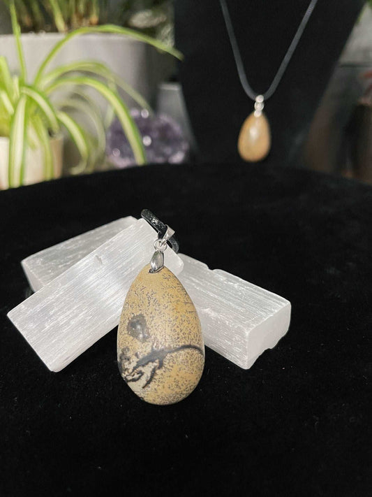 Chinese Painting Stone Teardrop Pendant Necklace