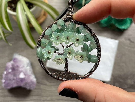 Green Aventurine Crystal Wire-Wrapped Tree Of Life Necklace close up