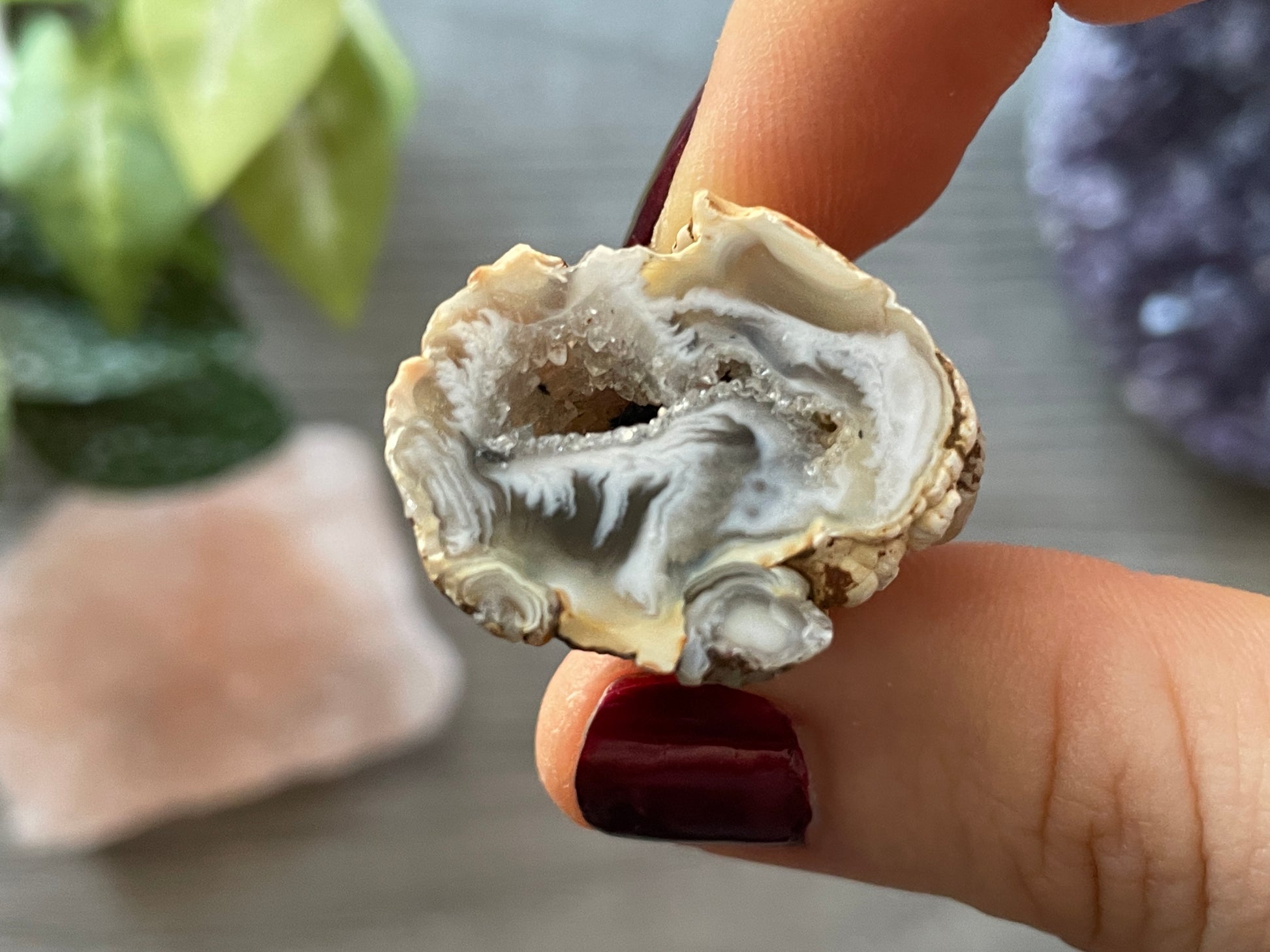 Natural Mini Oco Geode Crystal - Y top