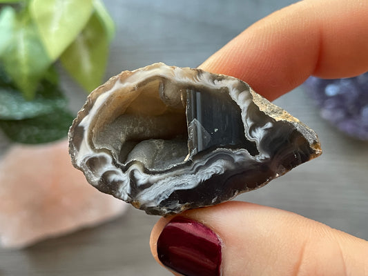 Natural Mini Oco Geode Crystal - S top