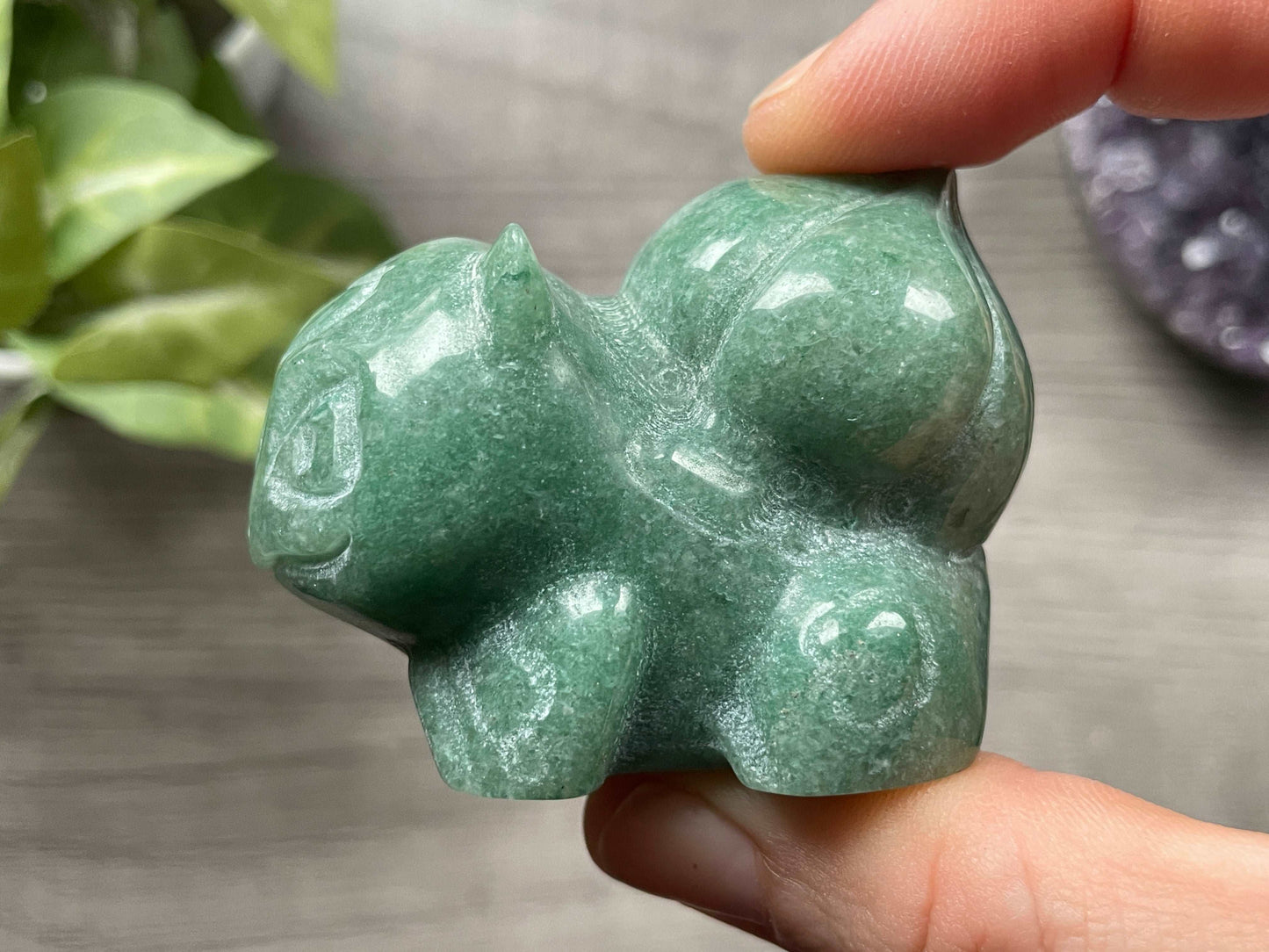 Green Aventurine Bulbasaur (A) Crystal Carving, side 2