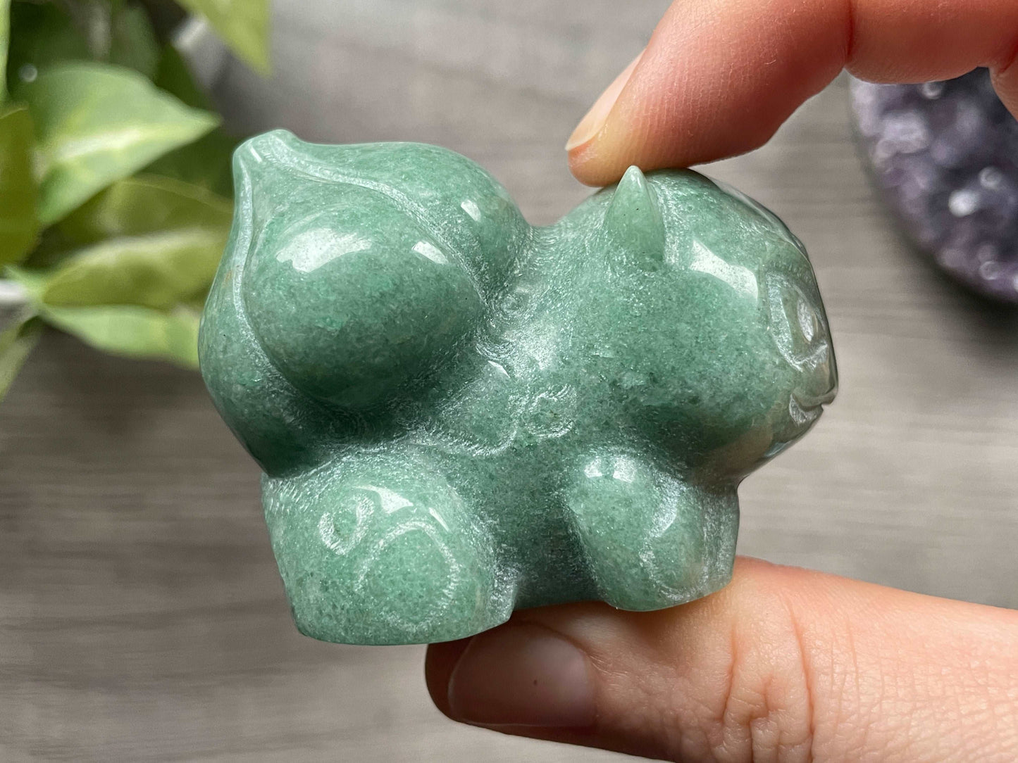 Green Aventurine Bulbasaur (A) Crystal Carving, side 3