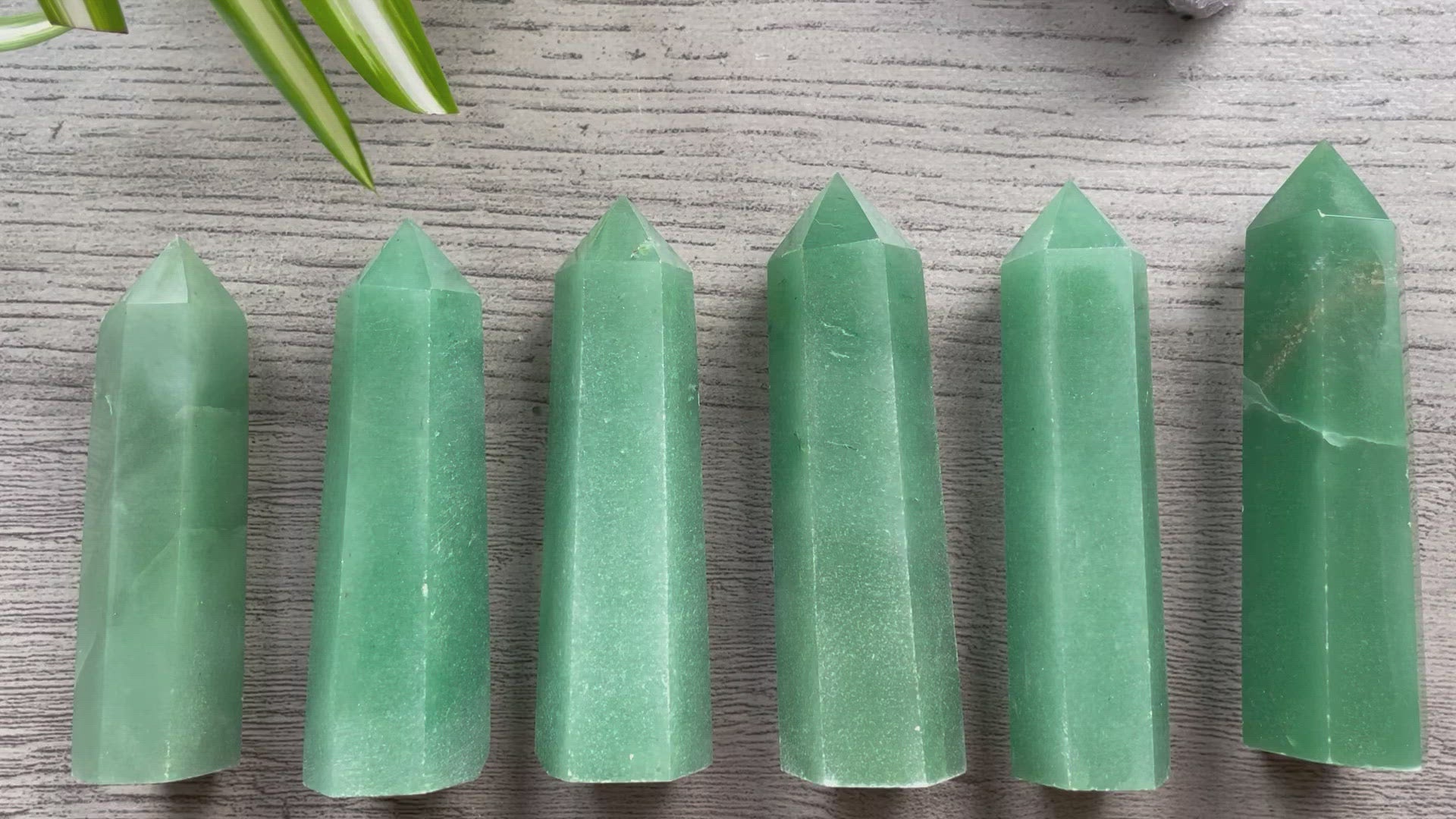 Green Aventurine Point video