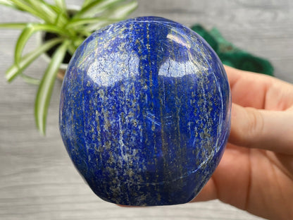 Lapis Lazuli Crystal Skull .85kg - The Wandering Fox Emporium, Your Metaphysical Store back