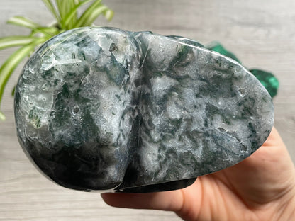 Moss Agate Skull (1.35kg) - The Wandering Fox Emporium, Your Metaphysical Store bottom