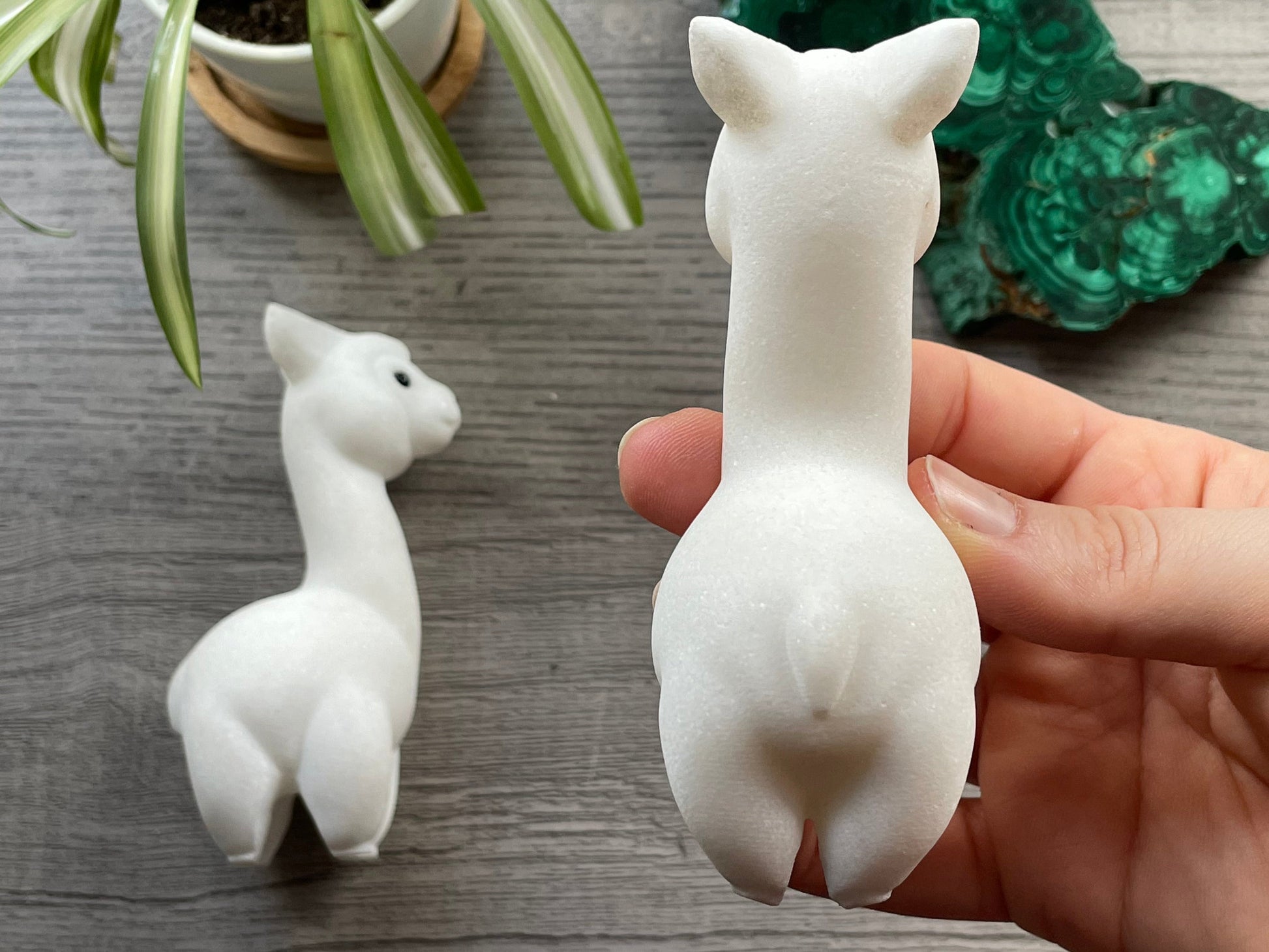 White Marble Alpaca / Llama Crystal Carving back