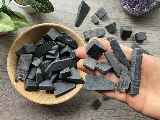 Raw Shungite Chunks (50g) 