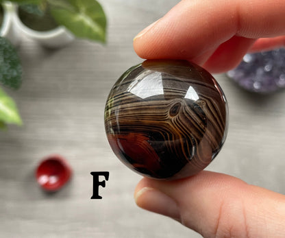 Sardonyx Mini Crystal Sphere with Stand (34-36mm) f top